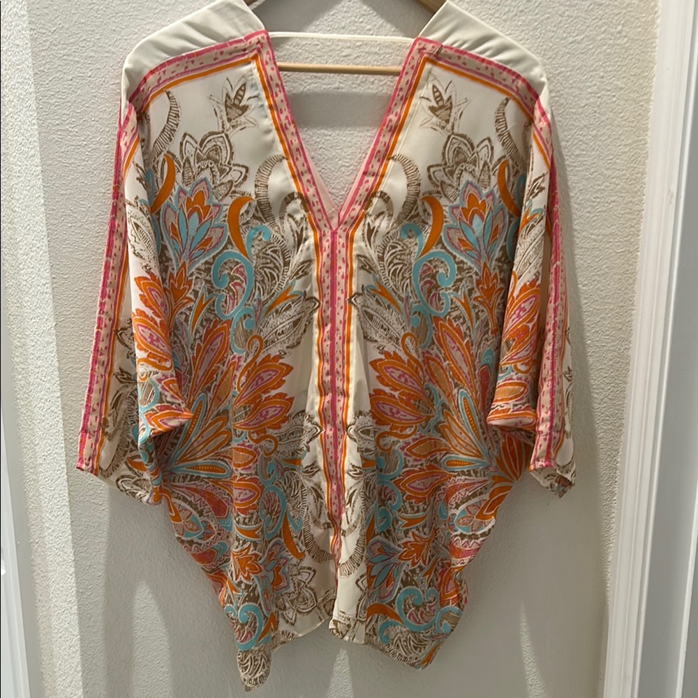 ROSE AND OLIVE Elegant paisley and flower printed Bell Sleeves blouse - Picture 8 of 11